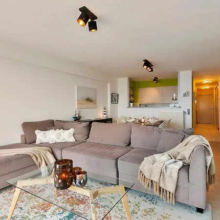 Διαμέρισμα Cozy With Sea-view And Parking In