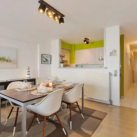 Διαμέρισμα Cozy With Sea-view And Parking In